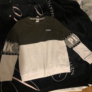 Victoria Secret PINK crewneck